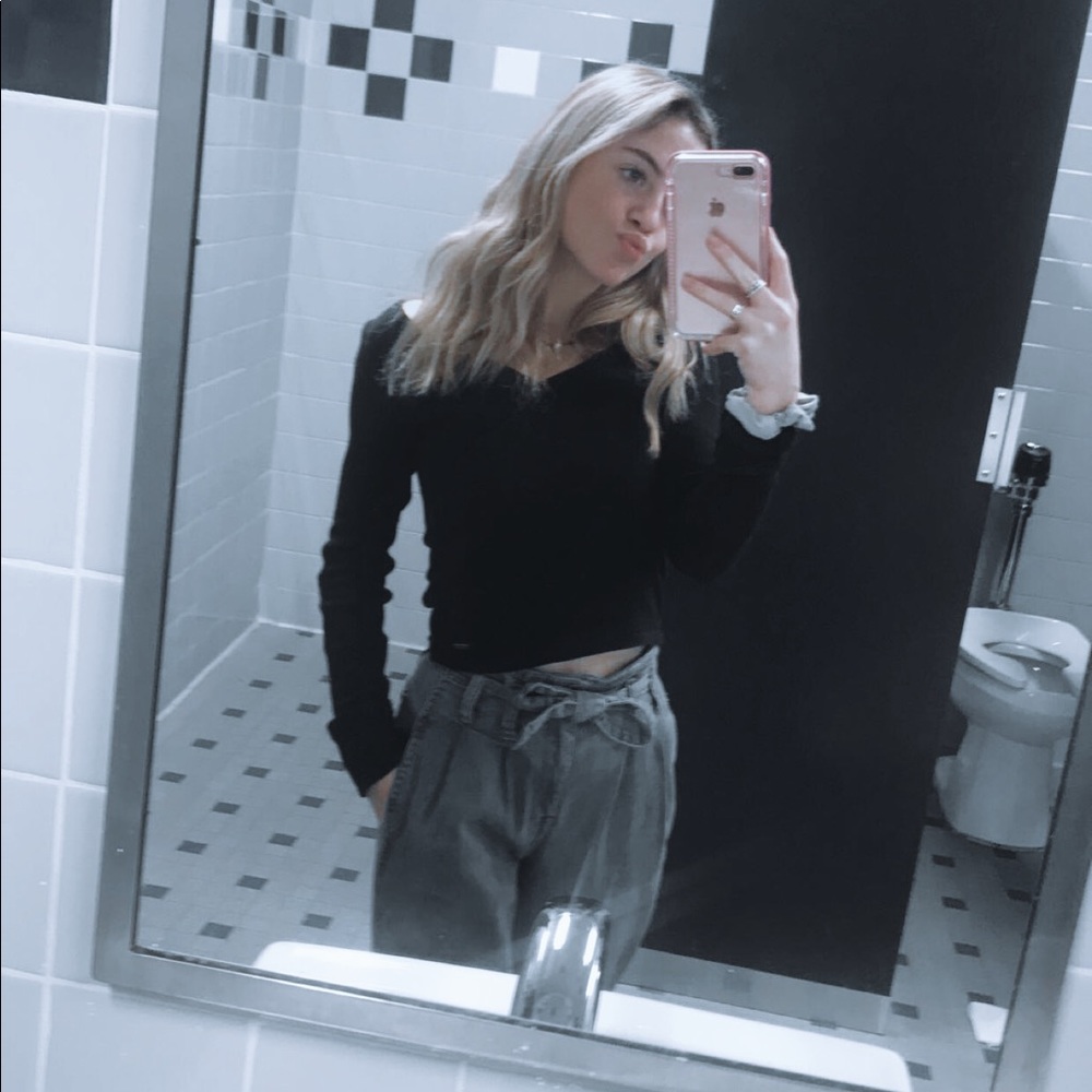 Meet your Posher, Jillian